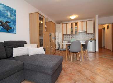 Dvosoban stan, Labin, Rabac, najam, 550 €, 46 m2
