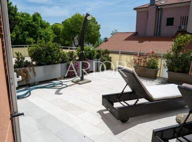 Dvosoban stan, Novi Vinodolski, prodaja, 229000 €, 47 m2
