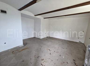 Kuca, Opatija, prodaja, 566500 €, 380 m2