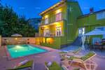 Kuca, Pula, prodaja, 510000 €, 220 m2