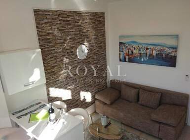 Dvosoban stan, Rijeka, Centar, najam, 600 €, 37 m2