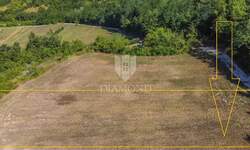 Zemljiste, Motovun, prodaja, 140000 €, 1970 m2