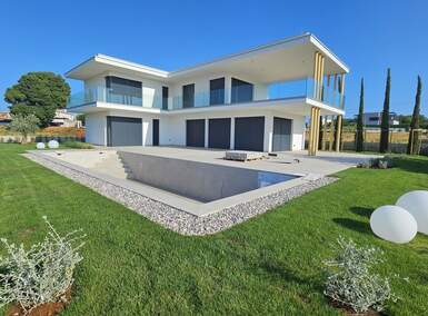 Kuca, Poreč, prodaja, 1300000 €, 330 m2