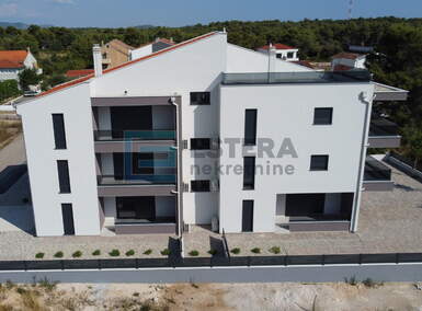 Trosoban stan, Biograd na Moru, prodaja, 318720 €, 79 m2