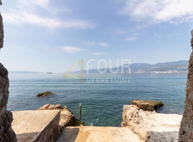Stan, Rijeka, Kantrida, najam, 2000 €, 159 m2