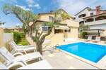 Kuca, Poreč, prodaja, 617000 €, 260 m2