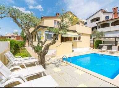 Kuca, Poreč, prodaja, 617000 €, 260 m2
