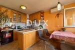 Trosoban stan, Rijeka, Srdoči, prodaja, 208000 €, 68 m2