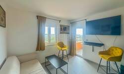 Dvosoban stan, Novigrad, najam, 700 €, 40 m2