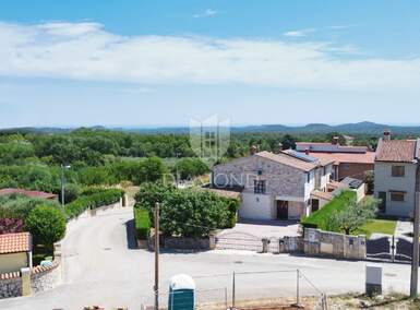 Trosoban stan, Poreč, prodaja, 318000 €, 82 m2