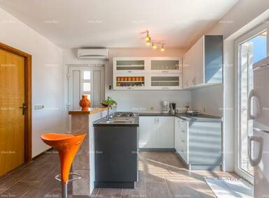 Kuca, Medulin, POŠESI, prodaja, 700000 €, 120 m2