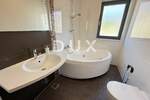 Cetvorosoban stan, Kostrena, Glavani, najam, 1700 €, 109 m2