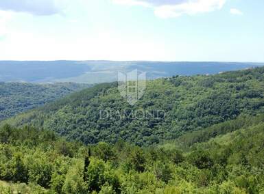 Zemljiste, Oprtalj, prodaja, 473895 €, 10531 m2