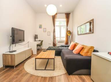 Trosoban stan, Pula, Veruda, prodaja, 230000 €, 87 m2