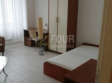 Trosoban stan, Rijeka, Rastočine, najam, 630 €, 70 m2