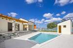 Kuca, Tinjan, prodaja, 592000 €, 185 m2
