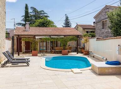 Kuca, Kanfanar, prodaja, 525300 €, 210 m2