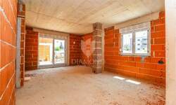 Dvosoban stan, Pula, prodaja, 141000 €, 46 m2