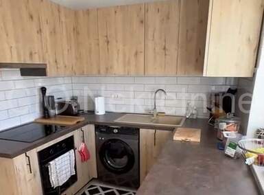 Dvosoban stan, Split, prodaja, 265000 €, 81 m2