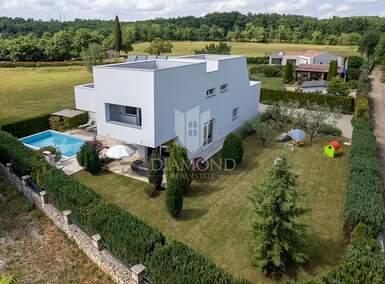 Kuca, Žminj, Matijaši, prodaja, 850000 €, 320 m2