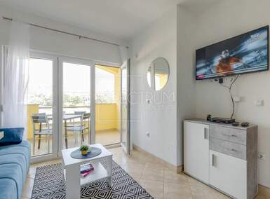 Dvosoban stan, Novigrad, prodaja, 185000 €, 33 m2