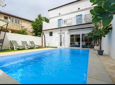 Kuca, Poreč, prodaja, 365000 €, 140 m2