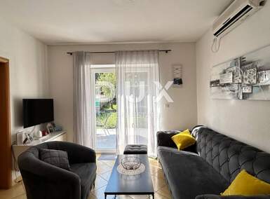 Trosoban stan, Raša, prodaja, 155000 €, 48 m2