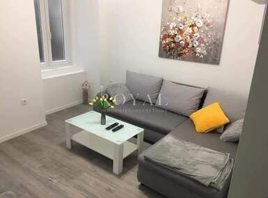 Dvosoban stan, Rijeka, Centar, najam, 600 €, 57 m2