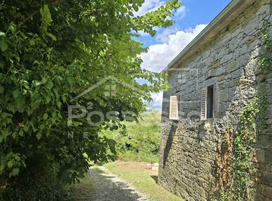 Kuca, Buzet, prodaja, 99000 €, 143 m2