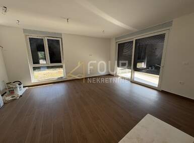 Trosoban stan, Medulin, prodaja, 258000 €, 79 m2