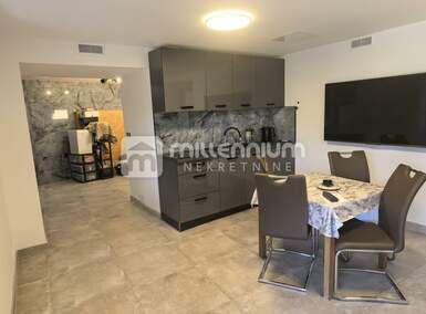 Kuca, Rijeka, Belveder, prodaja, 400000 €, 100 m2