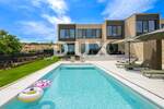 Kuca, Rovinj, Rovinjsko Selo, najam, 3900 €, 250 m2
