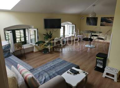 Dvosoban stan, Opatija, Volosko, najam, 500 €, 39 m2