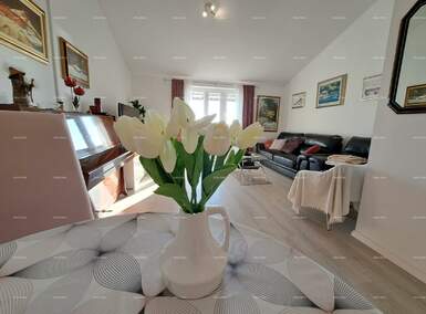 Trosoban stan, Poreč, prodaja, 295000 €, 86 m2