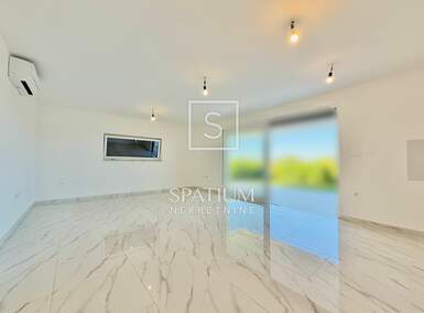 Stan, Malinska-Dubašnica, Bogovići, prodaja, 580000 €, 140 m2