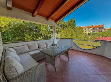 Kuca, Umag, prodaja, 470000 €, 164 m2