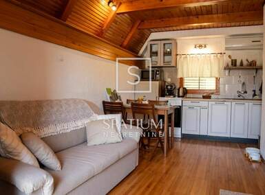 Kuca, Delnice, Belo, prodaja, 275000 €, 130 m2