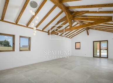 Kuca, Tinjan, najam, 1850 €, 168 m2