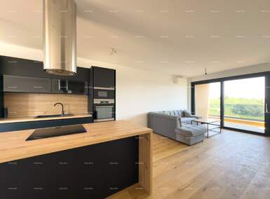 Trosoban stan, Pula, prodaja, 444000 €, 120 m2