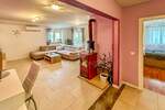 Trosoban stan, Novigrad, prodaja, 250000 €, 65 m2
