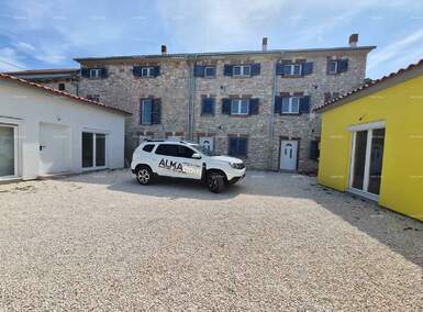 Kuca, Svetvinčenat, prodaja, 540000 €, 174 m2