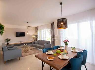 Cetvorosoban stan, Kostrena, najam, 1500 €, 97 m2