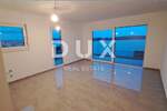 Trosoban stan, Trogir, Čiovo, prodaja, 420000 €, 100 m2