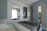 Trosoban stan, Trogir, Čiovo, prodaja, 420000 €, 100 m2