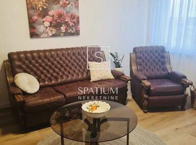 Trosoban stan, Rijeka, Centar, najam, 1300 €, 76 m2
