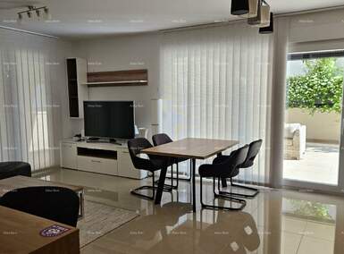 Dvosoban stan, Pula, prodaja, 423000 €, 100 m2