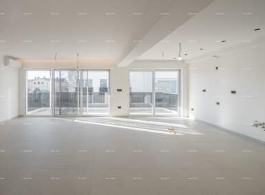 Cetvorosoban stan, Rovinj, prodaja, 920000 €, 170 m2