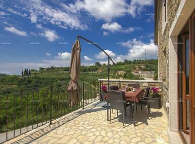 Kuca, Buje, prodaja, 335000 €, 286 m2
