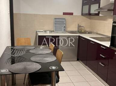 Trosoban stan, Rijeka, Mlaka, prodaja, 159000 €, 65 m2
