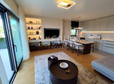 Trosoban stan, Rijeka, Srdoči, prodaja, 750000 €, 69 m2
